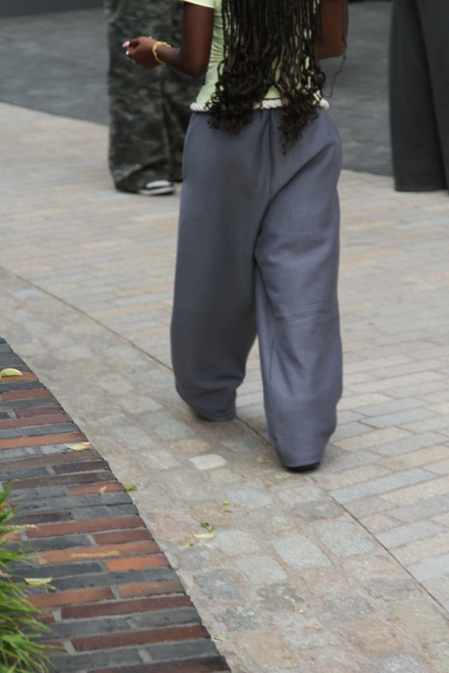 Wide sweat pants